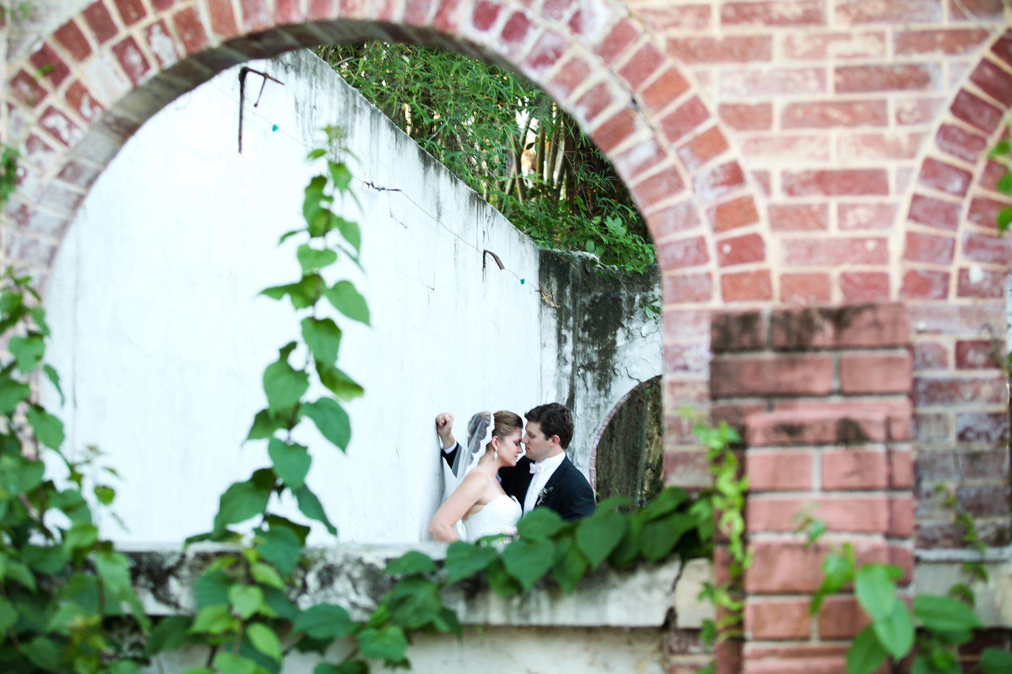 A Wedding Photo at Mackay Gardens A Wedding Photo at Mackay Gardens